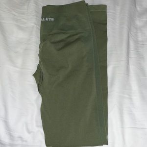 Alphalete amplify leggings